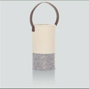 Thirty One Brand Wine & Gift Bag